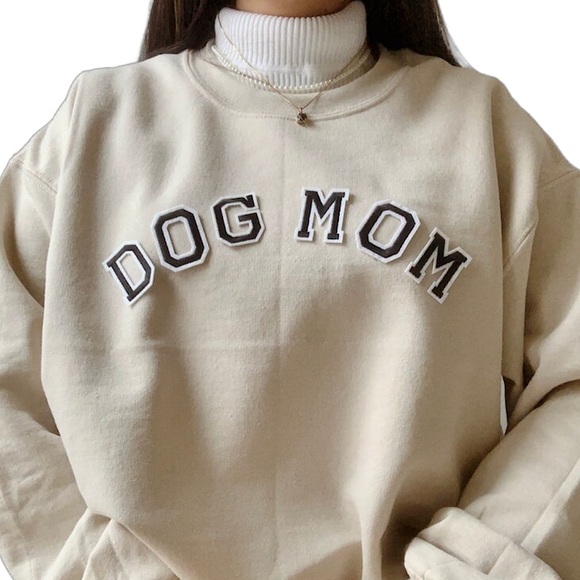 proud dog mom custom crewneck sweatshirt | custom unisex crewneck sweatshirt ๐พ - Picture 3 of 6